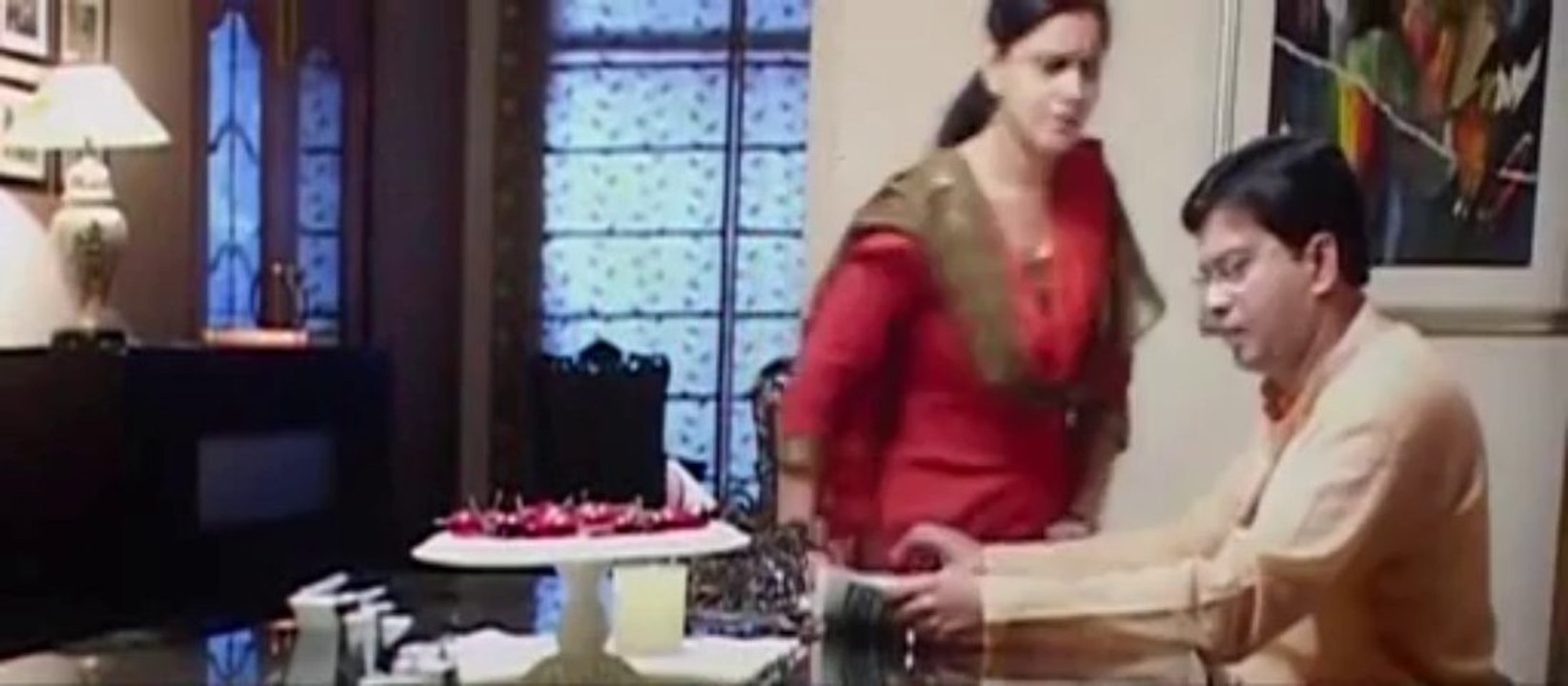Sixteen (2013) scr_clip1