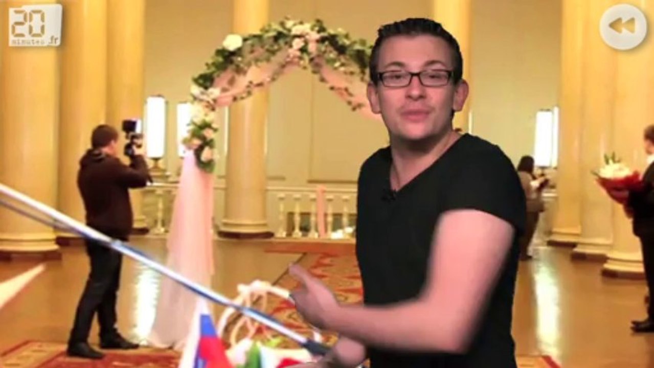 Le pire mariage du monde! Elle termine nue en pleine cérémonie