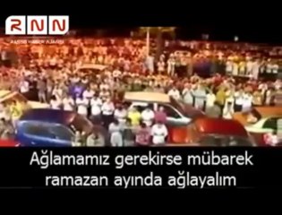 Mısır'da Kılınan Bir Namazdan sonra Yapılan Dua