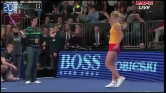 Le Friday sport met en garde contre les charmes de l’Ukrainienne