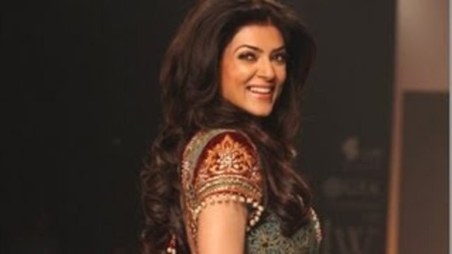 Sushmita Sen On The Ramp Of IIJW