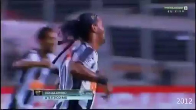 Ronaldinho offre une merveille de coup-franc ! Atlético MG 1:1 Botafogo