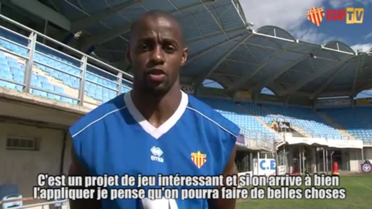 Présentation de Wandile Mjekevu