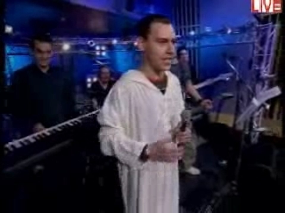 Cauet reçoit niko 2
