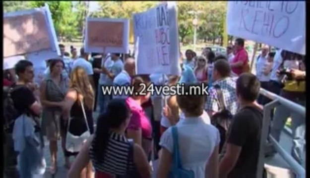 UTRE SUDENJE KEZAROVSKI