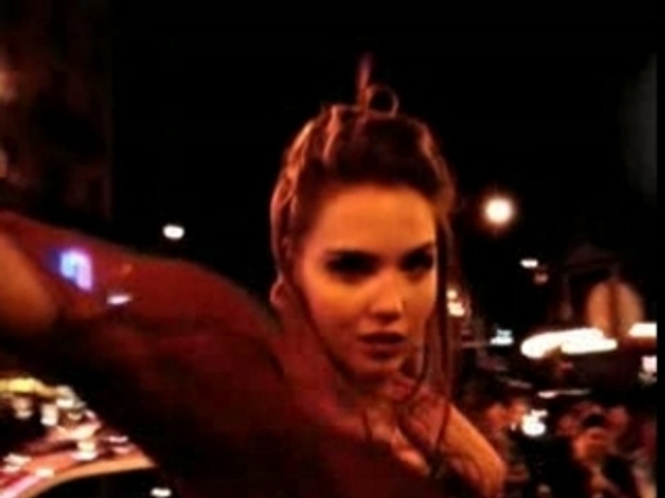 MOULIN ROUGE