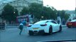 Un gars bourré court après une Ferrari et se vautre - EPIC FAIL