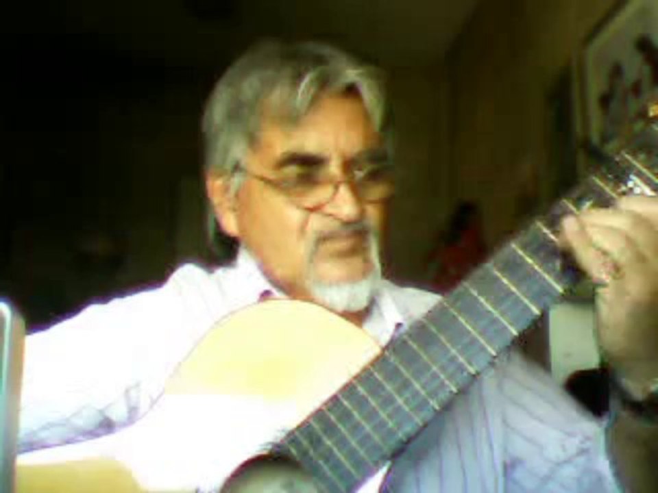 webcam_1375974852156    EL  VIOLIN DE BECHO ....