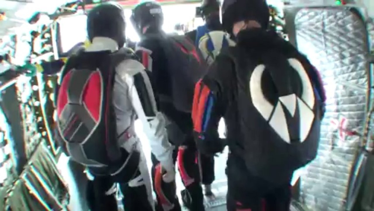 PARACHUTISME - CHAMPIONNATS DE FRANCE VICHY 2013 - VR4 « One Shot Maubeuge Saut2»- 9aout13