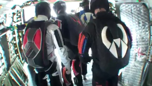 PARACHUTISME - CHAMPIONNATS DE FRANCE VICHY 2013 - VR4 « One Shot Maubeuge Saut2»- 9aout13