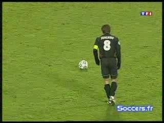 Dynamo Kiev - Lyon Juninho