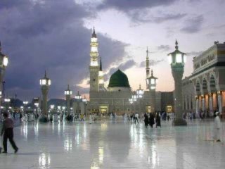 chalo diyare nabi ki janib Mushtaq Attari