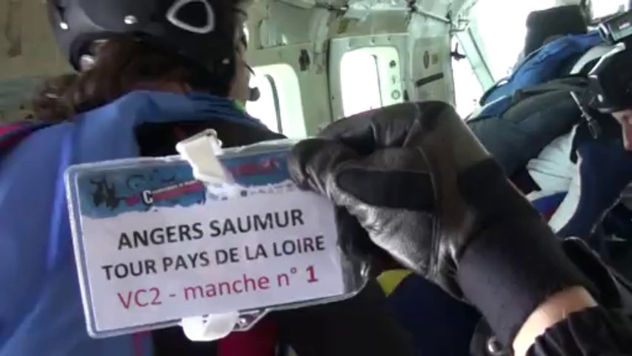 3- PARACHUTISME - CHAMPIONNATS DE FRANCE VICHY 2013 - VC2 « Anger Saumur Tours Pays de la Loire Saut1 »- 8aout13