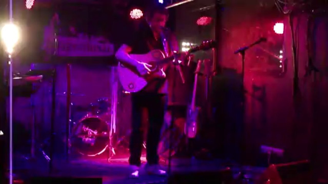 Work All Day (Live @ L'International)