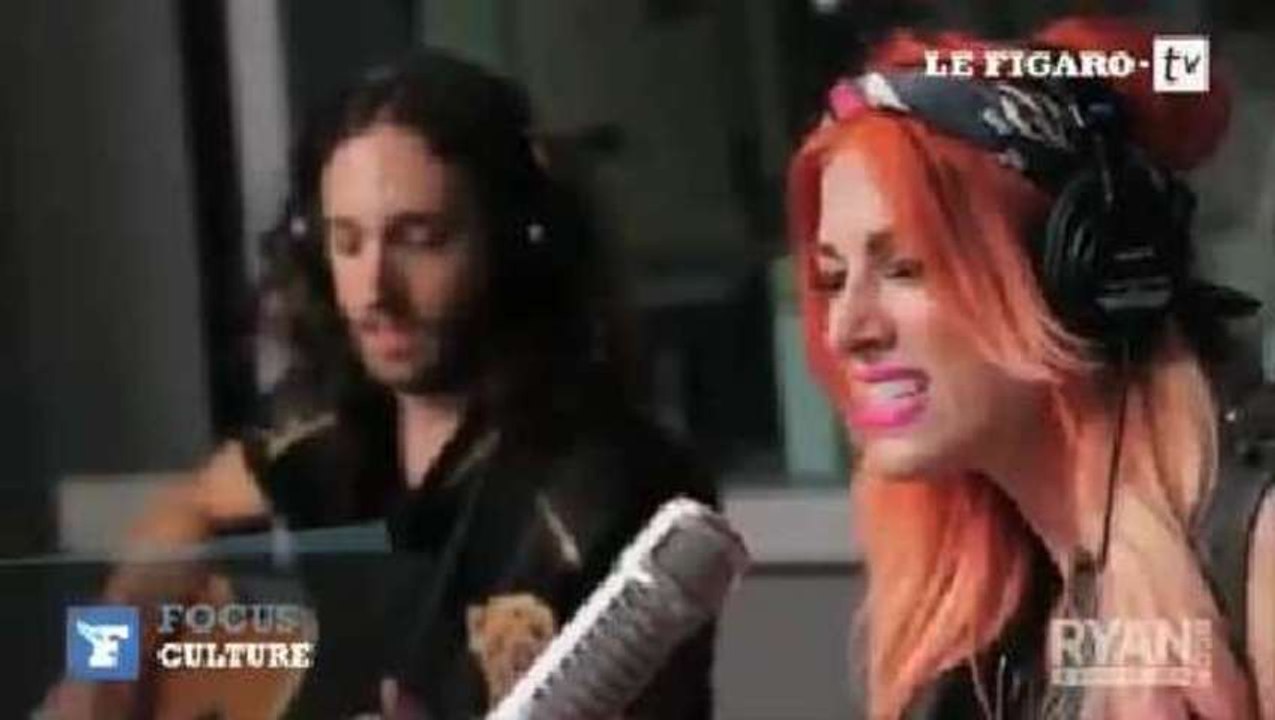 Elle a écrit des tubes pour Britney Spears et Katy Perry et est inconnue