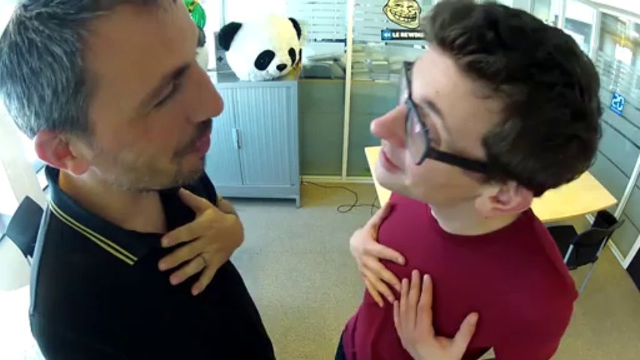 Gérard Depardieu a «perdu 25 kilos» et il «boit de l'eau».