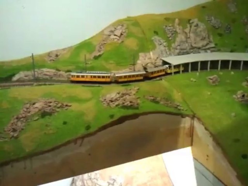 Train nostalgie Rhb en HOm de BEMO sur réseau privé