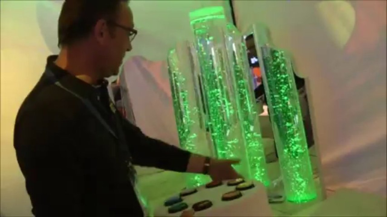 Les équipements d'un espace Snoezelen : Des colonnes à bulles