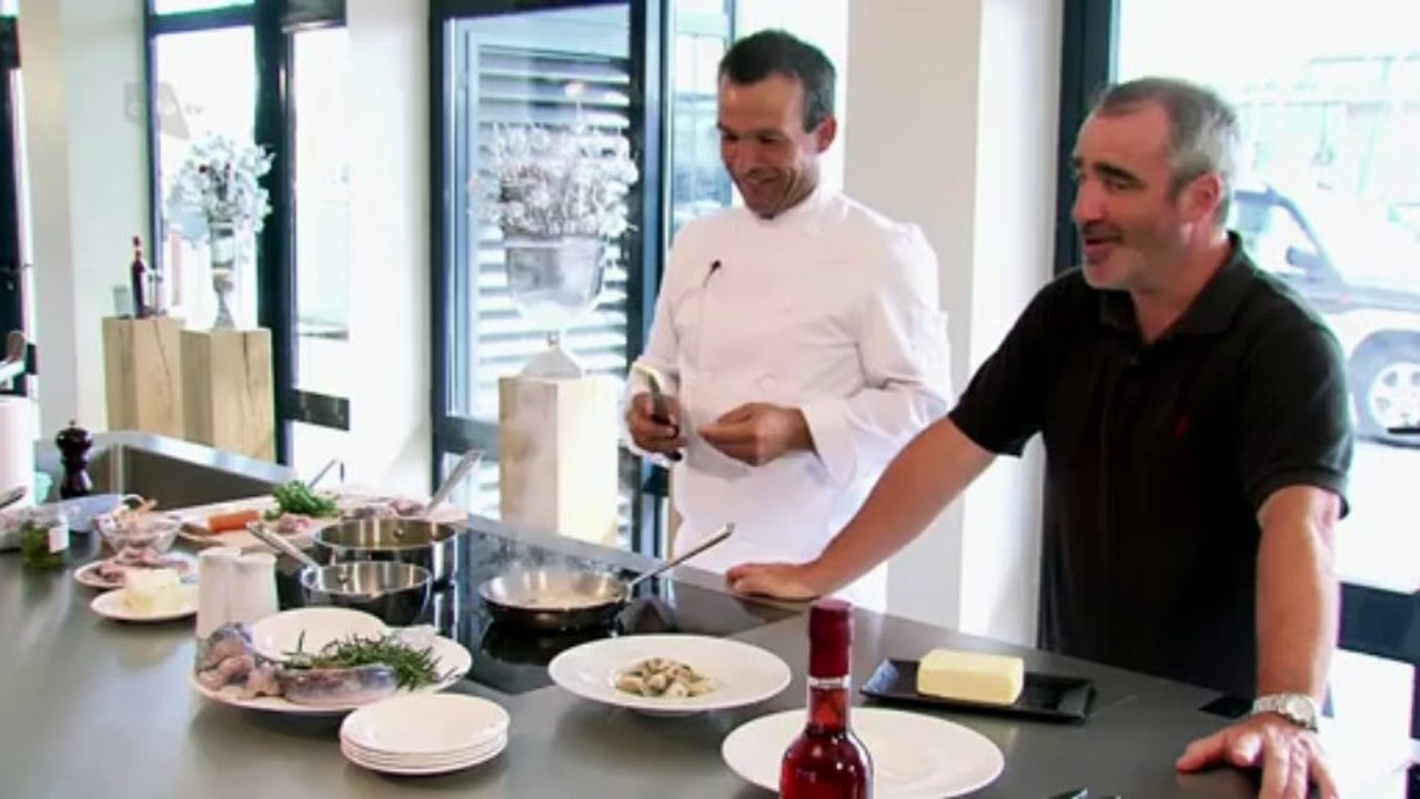 Célà Cuisine - Anguilles pochées aux oignons confits et romarin