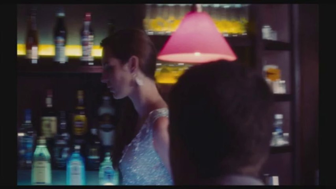 TIREZ LA LANGUE MADEMOISELLE - Bande-annonce VF