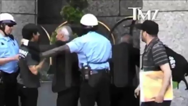 Le chanteur des Red Hot se bat à cause des stones