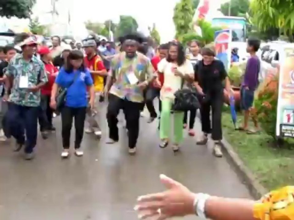 Danse avec les papous