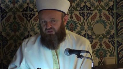 ali ülvi üzünlar hoca efendı insanı n düşmanlarını anlatıtor en kutu olan düşmanı