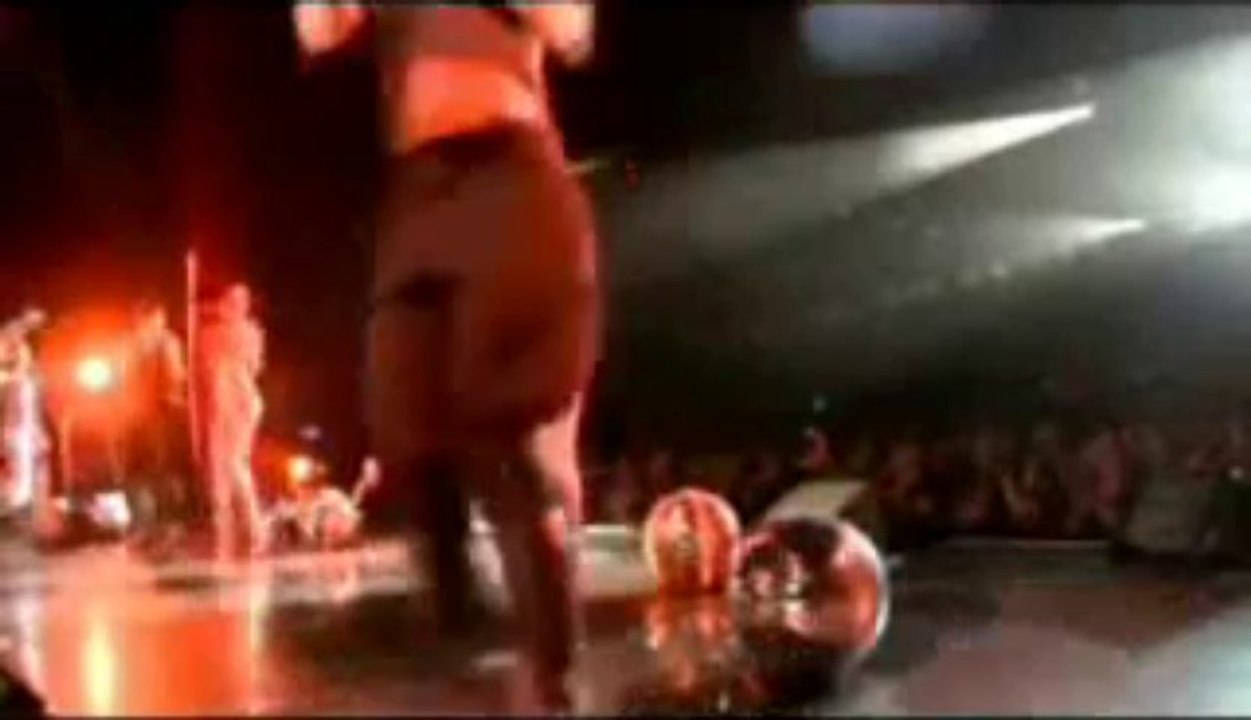 Dorothée - Ça Donne Envie De Chanter (Live 2010)