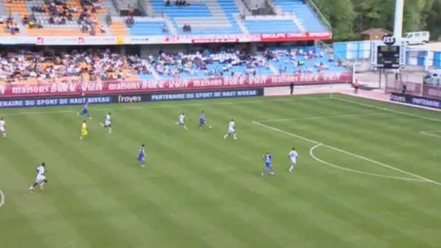 ESTAC Troyes (ESTAC) - AC Arles Avignon (ACA) Le résumé du match (2ème journée) - 2013/2014