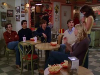 That 70s Show - S07E15 - not wearing bra scene