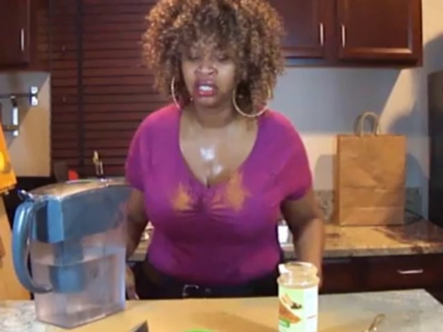 The Cinnamon Challenge by GloZell - music clip - Vidéo Dailymotion