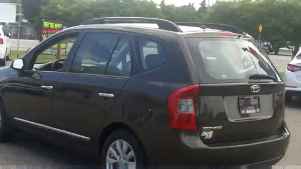 Perth Kia - Used 2010 Kia Rondo for sale in Perth, Ontario