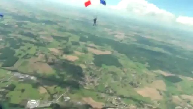 PARACHUTISME - CHAMPIONNATS DE FRANCE VICHY 2013 – VC4 « Armée de L’air Saut5»- 10aout13