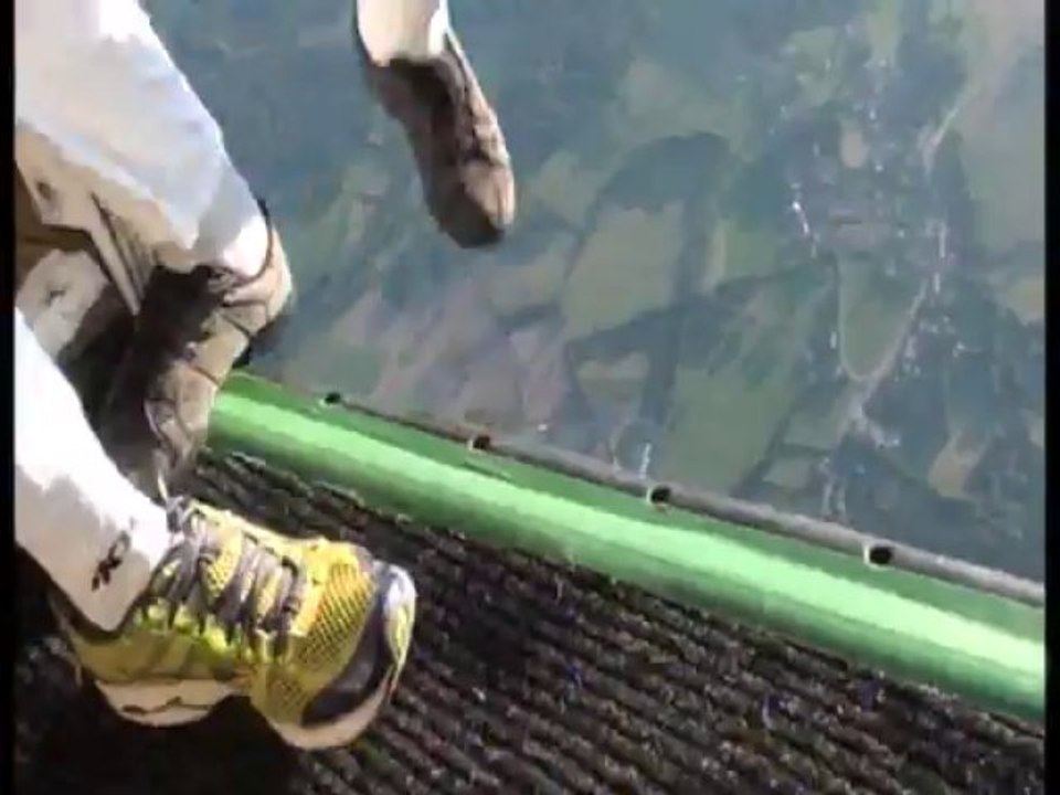 PARACHUTISME - CHAMPIONNATS DE FRANCE VICHY 2013 - VC2 « Anger Saumur Tours Pays de la Loire Saut4 »- 10aout13