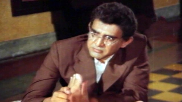 Andhra Keasri Movie Parts-08 - Prakasam Wash His Master Legs Sentiment Sean - Vijayachander, Murali Mohan - HD