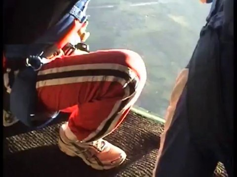 PARACHUTISME - CHAMPIONNATS DE FRANCE VICHY 2013 - VC2 « Armée de L’air Avenir Saut4»- 10aout13