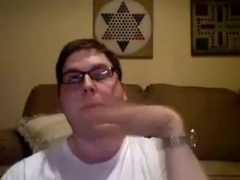 Ne pas essayer de rire (Grimaces)