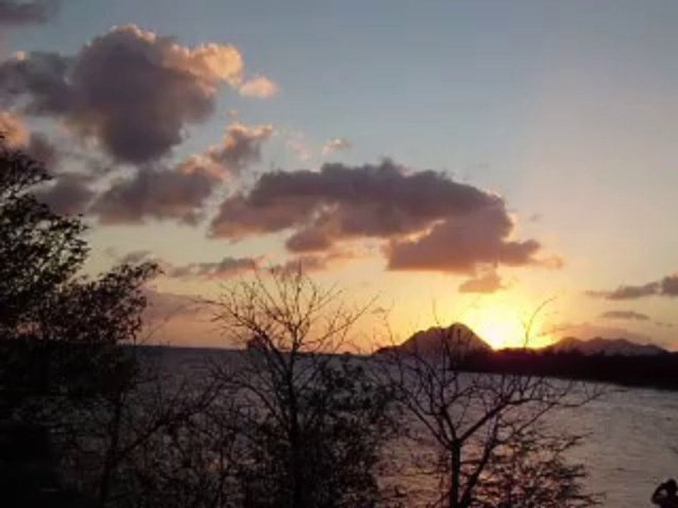 2013 La Martinique Village de vacances / Coucher soleil (vidéo)
