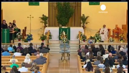 Funeral por los dos menores que fueron atacados por una...