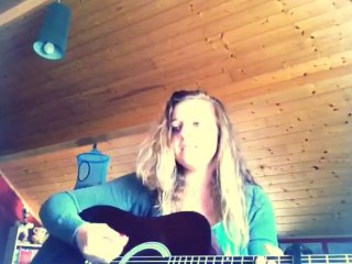 Fergie - A little party never killed nobody