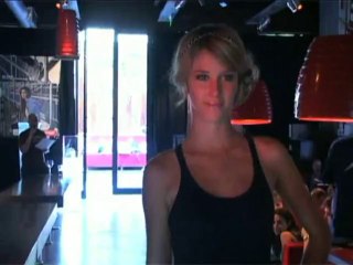 2009.12 Tanya Hartfield @ Dunlop Destiny (desfile)