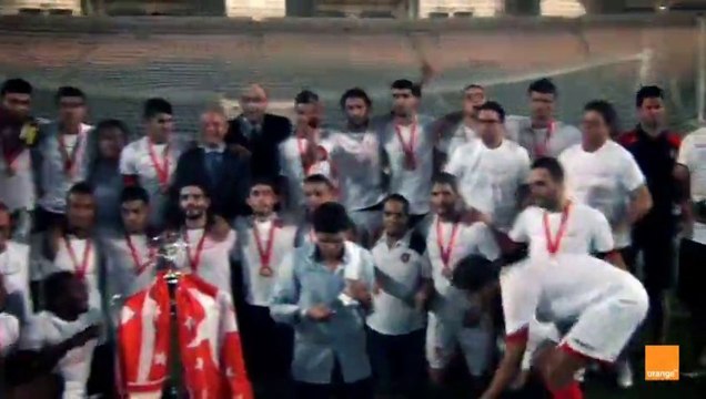 أجواء الفرحة بالكأس رقم 8 للتوال بعد ما ربح في الفينال