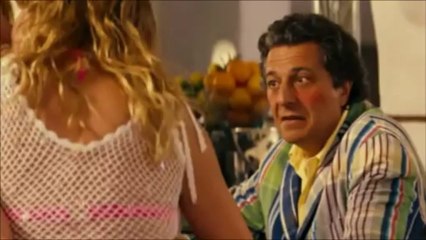 LES BRONZÉS 3  : IL SE PREND UN ÉNORME VENT