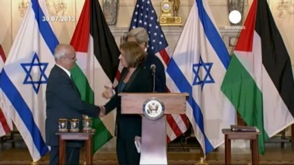 Israel backs new settlements days ahead of fresh talks...