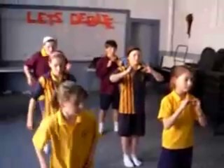 aussie kids dancing for indian song