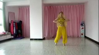 chinese girl dancing on indian song