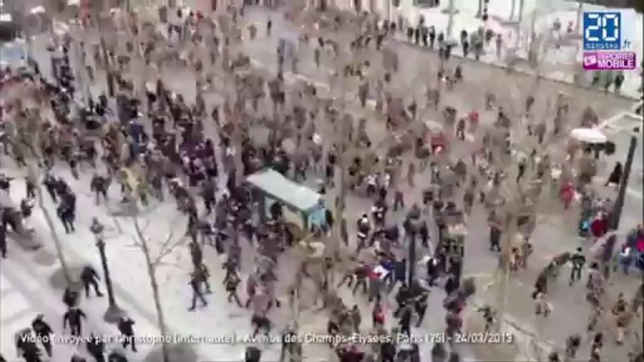 Reporter mobile: tensions sur l'avenue des Champs-Elysées lors de la «Manif pour tous» du dimanche 24 mars 2013