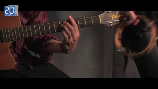 Alizée en live dans le studio de «20 Minutes» interprète « A cause de l'automne»