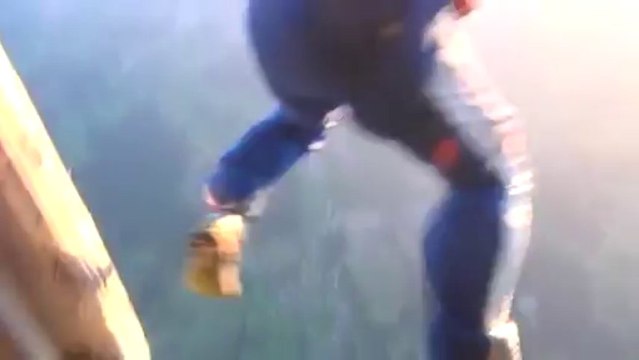 PARACHUTISME - CHAMPIONNATS DE FRANCE VICHY 2013 - VC2 « Armée de L’air 1 Saut3»- 8aout13.wmv