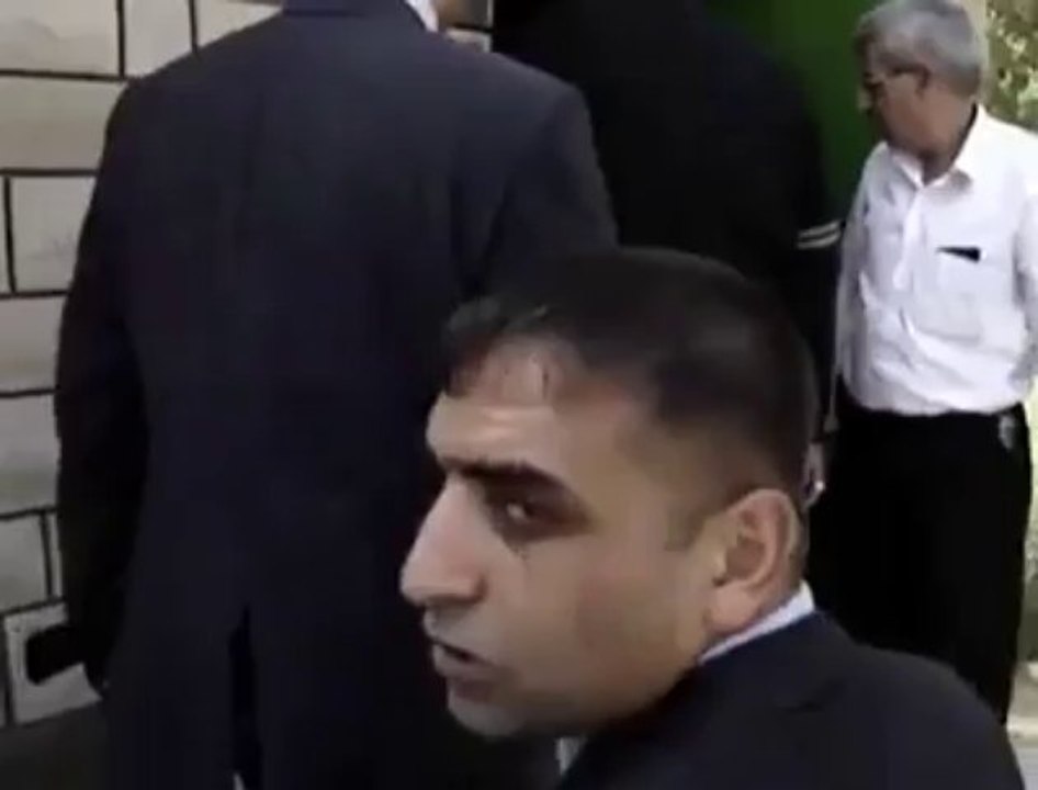 Ümit Özdağ, Ülkcü Şehit Hikmet Tekin'nin kabrini ziyaret ederken! VİDEO